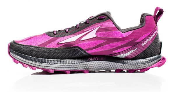 Altra Women s Superior 3 Running Shoe