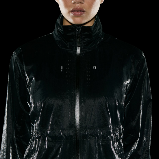 WHOOP x SR_A - 01 - SOLARE TECHNICAL RUNNING JACKET- WOMEN แจ็กเก็ต Limited Edition ออกแบบร่วมกับ Samuel Ross
